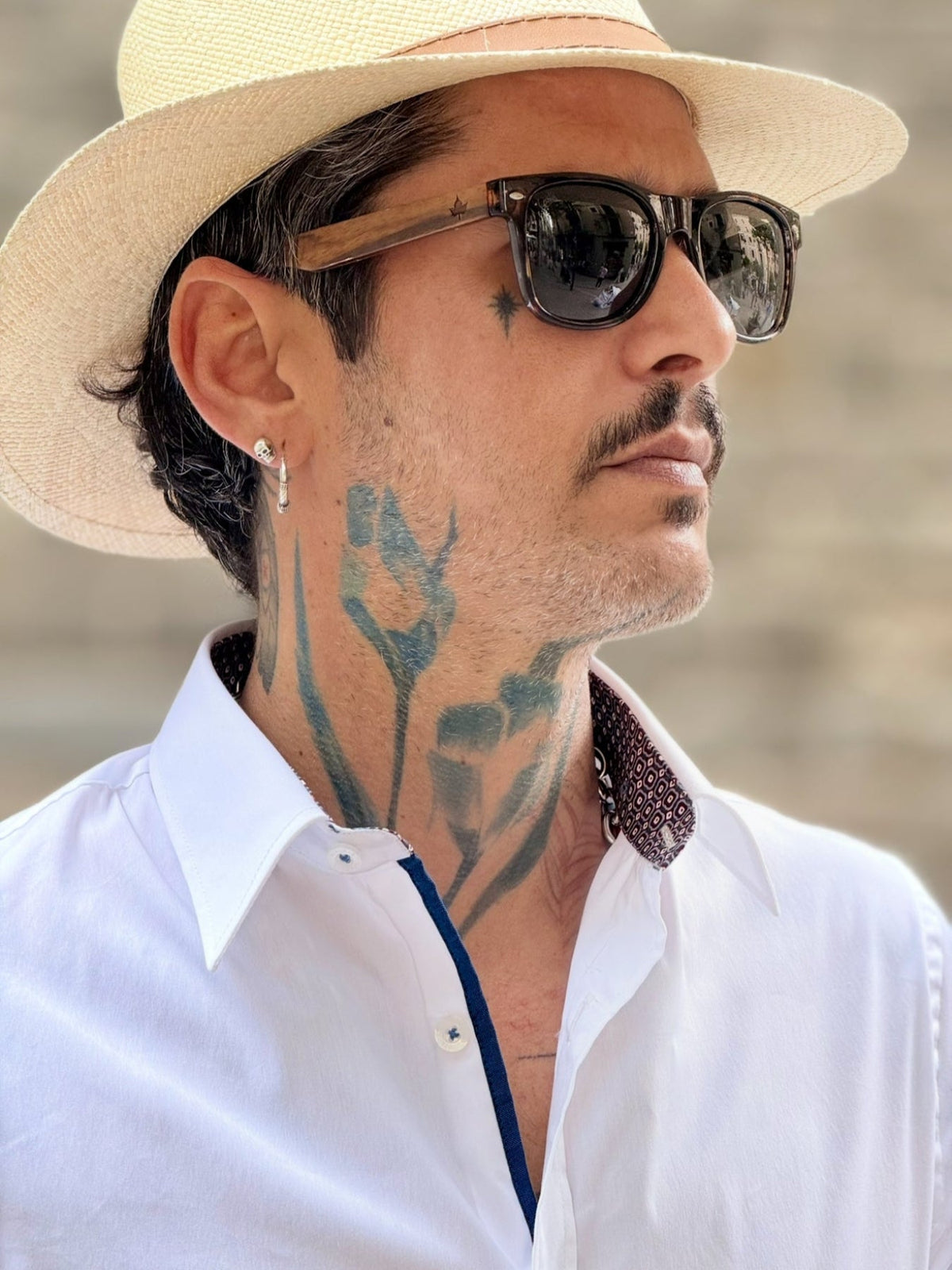 Camisa Blanca Cansano puño detalles en azul